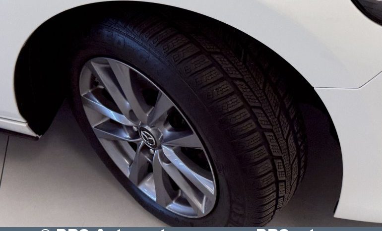 Mazda 3 2.0 Skyactiv-G Automatas 2021 full