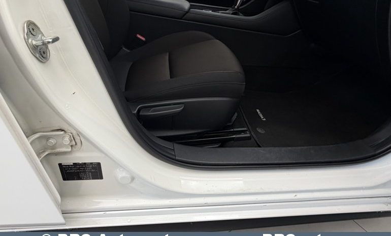Mazda 3 2.0 Skyactiv-G Automatas 2021 full