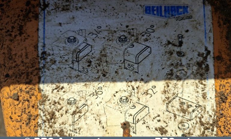 Mercedes-Benz Arocs 3333 6X6 2014 full