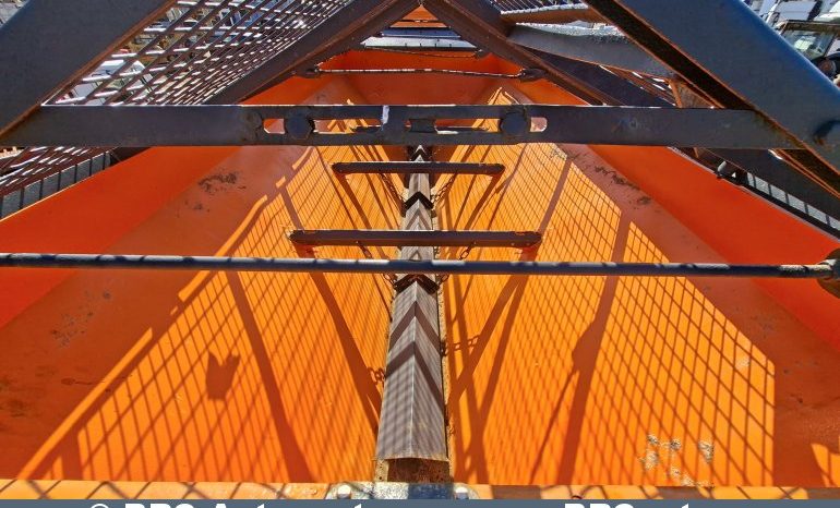 Mercedes-Benz Arocs 3333 6X6 2014 full