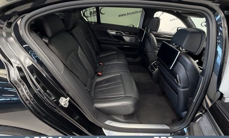 BMW 750 i Long Automatas 2018 full