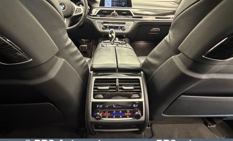 BMW 750 i Long Automatas 2018 full