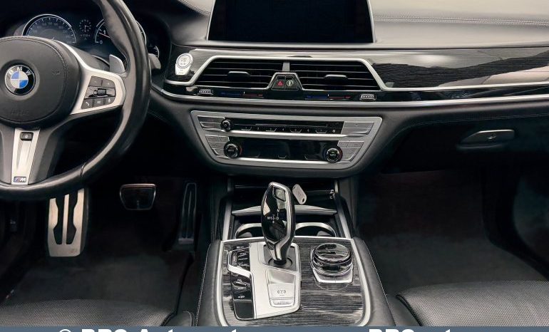 BMW 750 i Long Automatas 2018 full