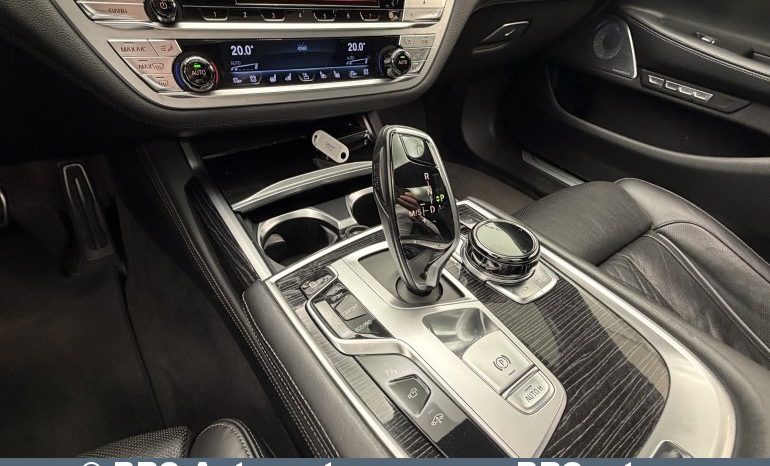 BMW 750 i Long Automatas 2018 full