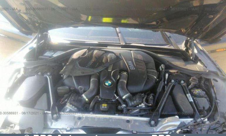 BMW 750 i Long Automatas 2018 full