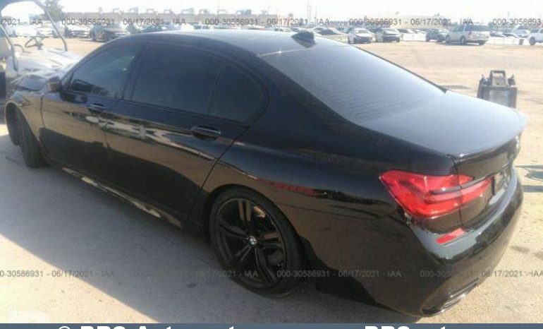 BMW 750 i Long Automatas 2018 full