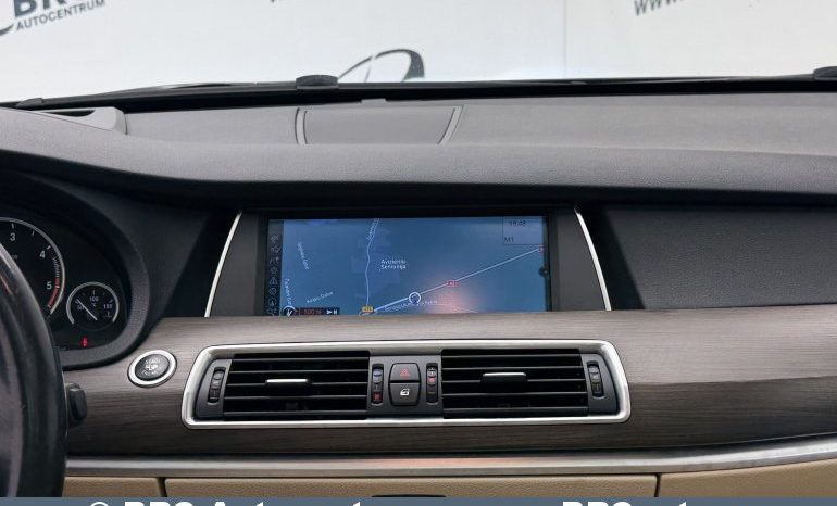 BMW 530 Gran Turismo 3.0d Automatas 2010 full
