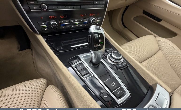 BMW 530 Gran Turismo 3.0d Automatas 2010 full