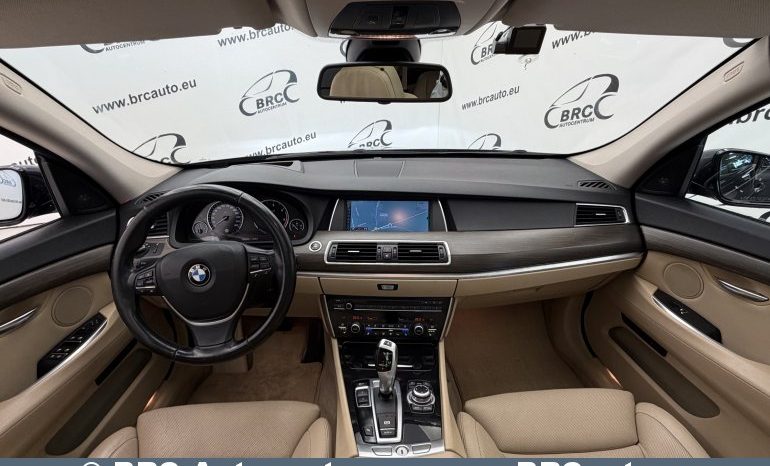 BMW 530 Gran Turismo 3.0d Automatas 2010 full