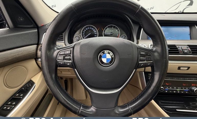 BMW 530 Gran Turismo 3.0d Automatas 2010 full