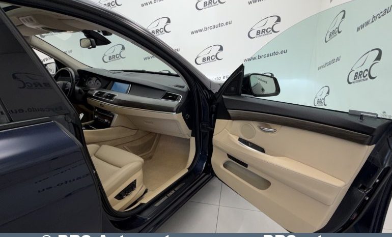 BMW 530 Gran Turismo 3.0d Automatas 2010 full