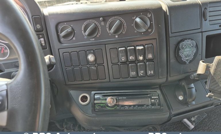 MAN TGL 12.220 4X2 BL 2011 full