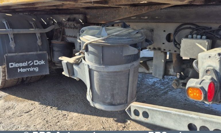 MAN TGL 12.220 4X2 BL 2011 full