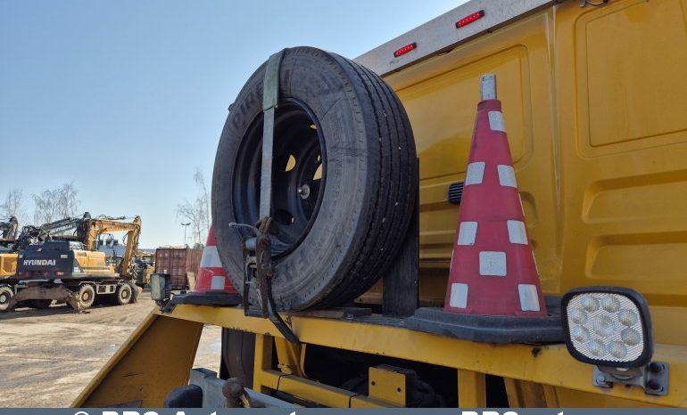 MAN TGL 12.220 4X2 BL 2011 full