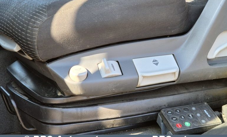 MAN TGL 12.220 4X2 BL 2011 full