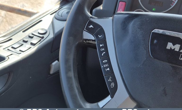 MAN TGL 12.220 4X2 BL 2011 full