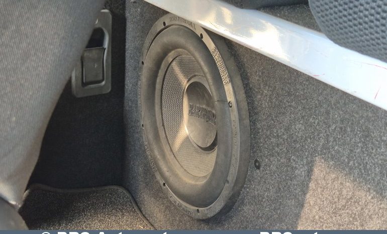 MAN TGL 12.220 4X2 BL 2011 full