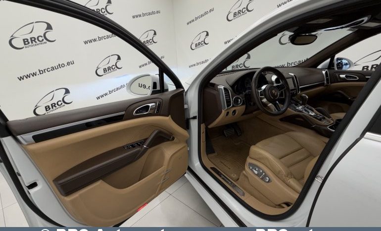 Porsche Cayenne S 3.6 Automatas 2016 full