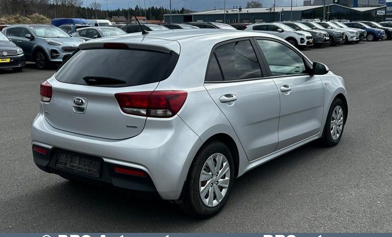 Kia Rio 1.4 CRDi 2017 full