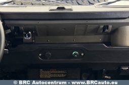 Land Rover Defender 83 kWh Automatas 1996 full