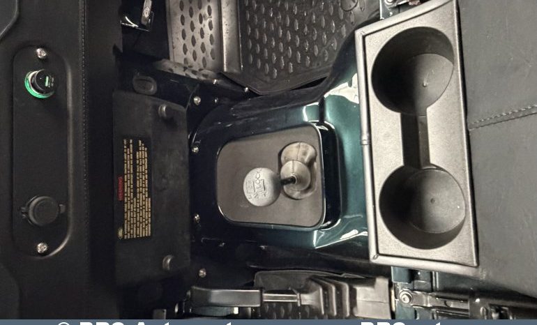 Land Rover Defender 83 kWh Automatas 1996 full