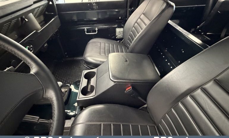 Land Rover Defender 83 kWh Automatas 1996 full