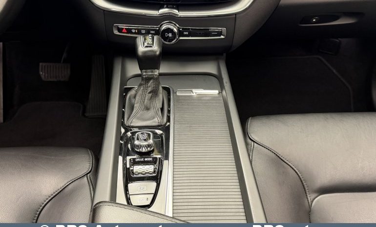 Volvo XC 60 T5 AWD Automatas 2019 full
