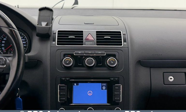 Volkswagen Touran 2.0 TDI Automatas 2012 full