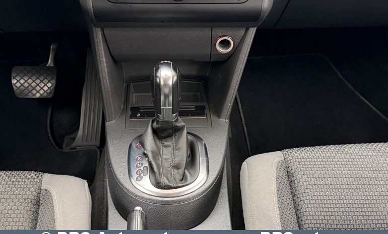 Volkswagen Touran 2.0 TDI Automatas 2012 full