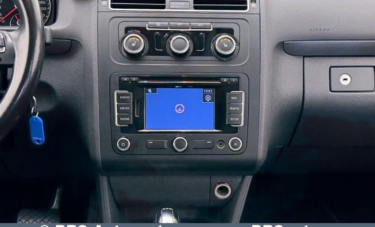 Volkswagen Touran 2.0 TDI Automatas 2012 full