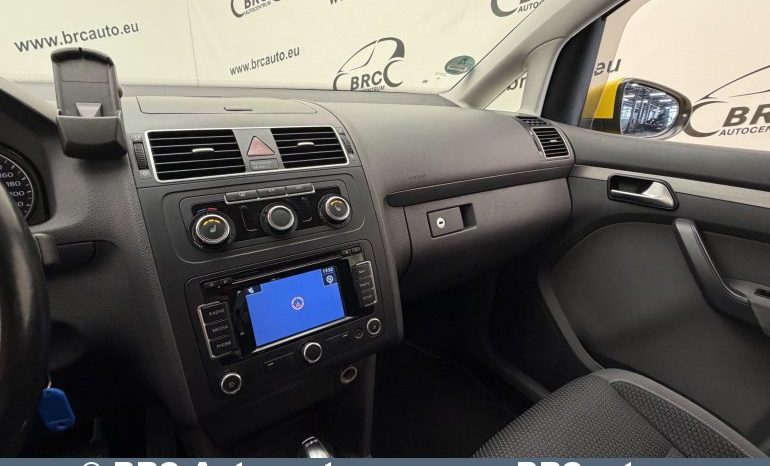 Volkswagen Touran 2.0 TDI Automatas 2012 full