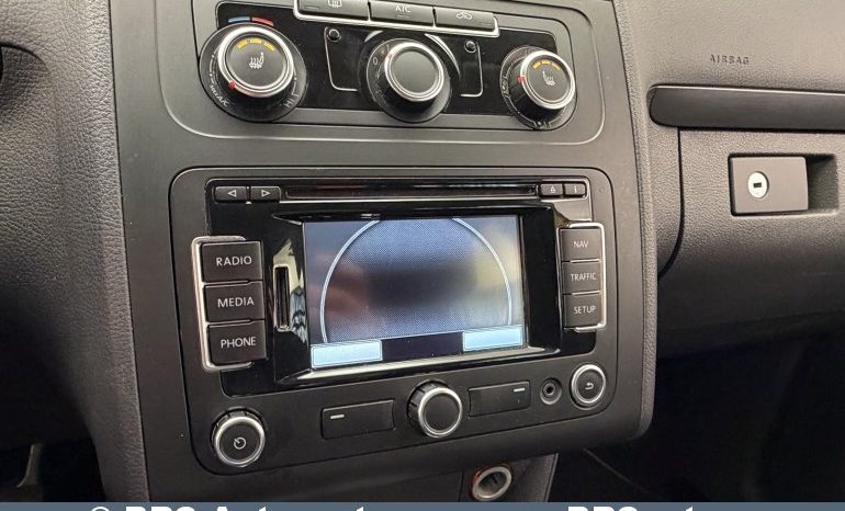 Volkswagen Touran 2.0 TDI Automatas 2012 full