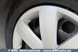 Volkswagen Touran 2.0 TDI Automatas 2012 full