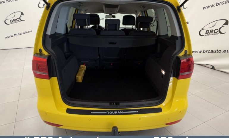 Volkswagen Touran 2.0 TDI Automatas 2012 full
