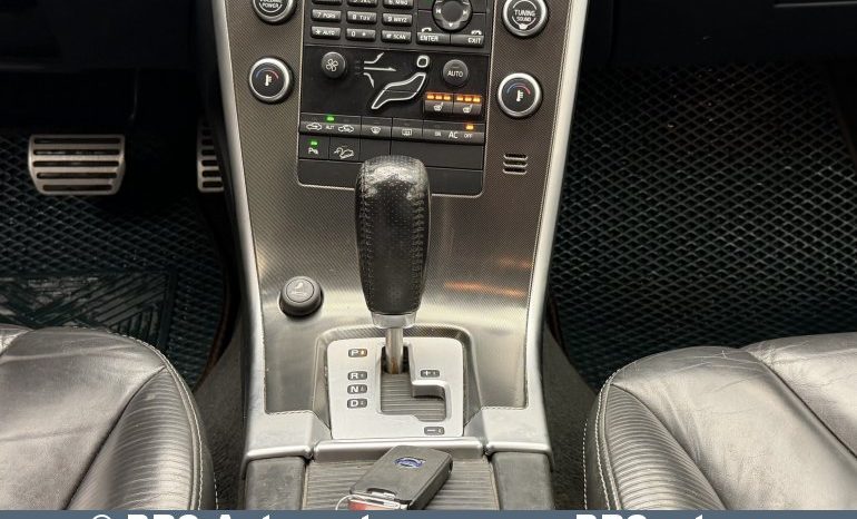 Volvo XC 60 D5 AWD R-Design Automatas 2010 full