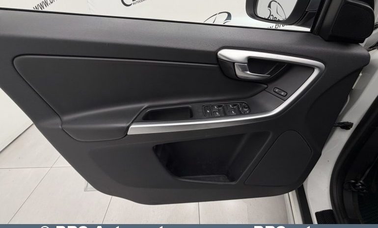 Volvo XC 60 D5 AWD R-Design Automatas 2010 full