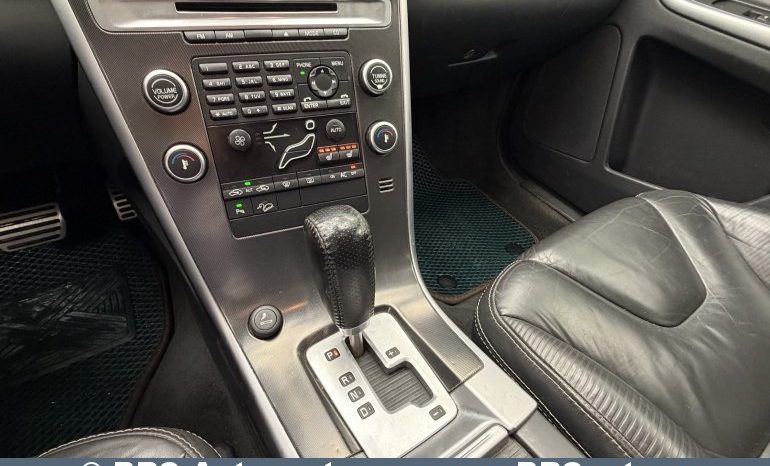 Volvo XC 60 D5 AWD R-Design Automatas 2010 full