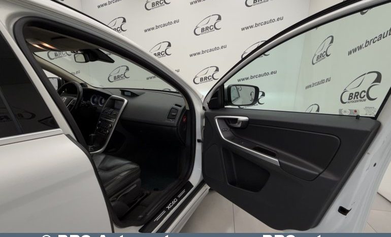 Volvo XC 60 D5 AWD R-Design Automatas 2010 full