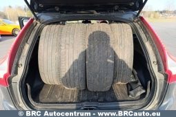 Volvo XC 60 D5 AWD Summum Automatas 2010 full