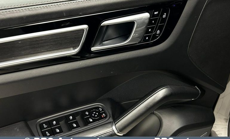 Porsche Cayenne GTS Automatas 2021 full