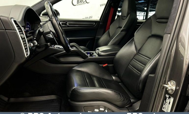 Porsche Cayenne GTS Automatas 2021 full