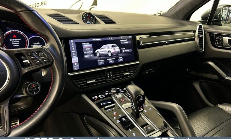 Porsche Cayenne GTS Automatas 2021 full