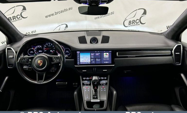 Porsche Cayenne GTS Automatas 2021 full