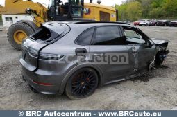 Porsche Cayenne GTS Automatas 2021 full