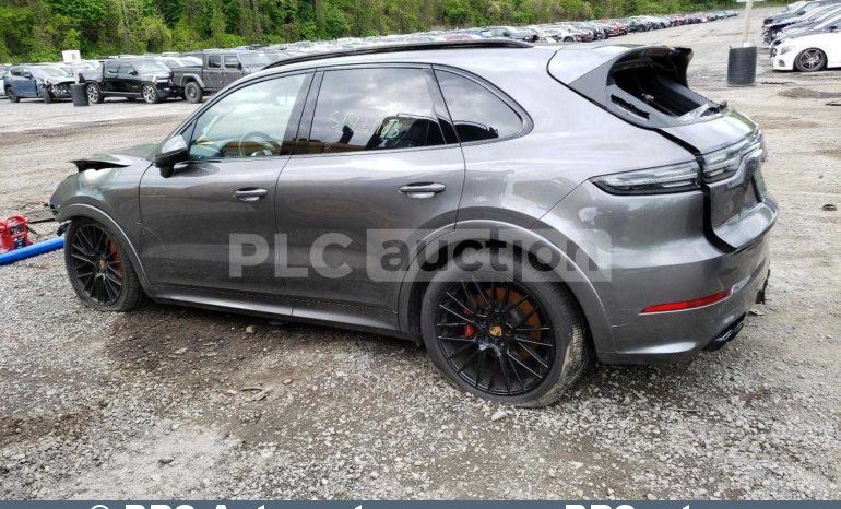 Porsche Cayenne GTS Automatas 2021 full