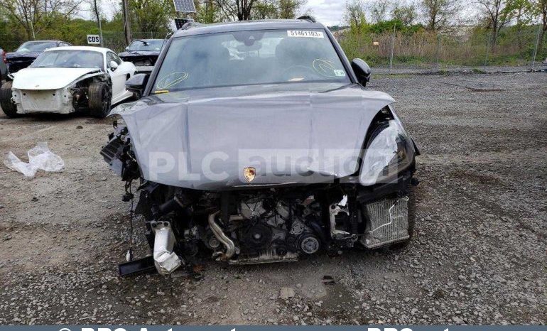 Porsche Cayenne GTS Automatas 2021 full