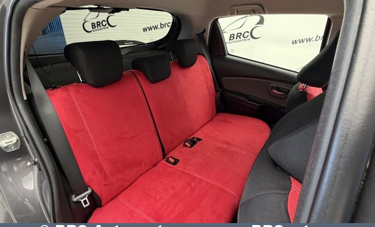 Toyota Yaris 1.5 Hybrid Automatas 2017 full