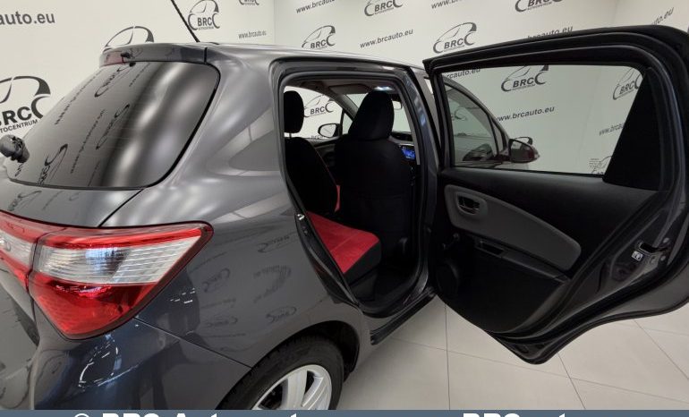 Toyota Yaris 1.5 Hybrid Automatas 2017 full