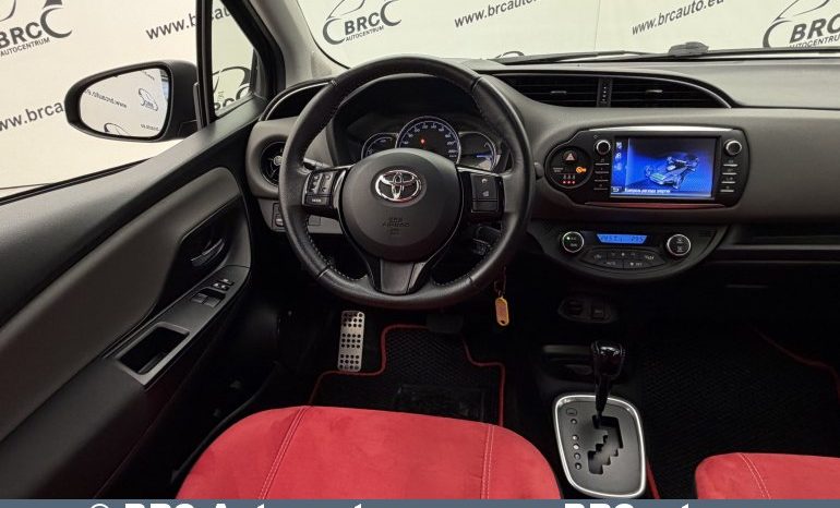Toyota Yaris 1.5 Hybrid Automatas 2017 full