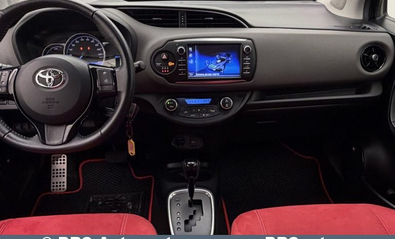 Toyota Yaris 1.5 Hybrid Automatas 2017 full